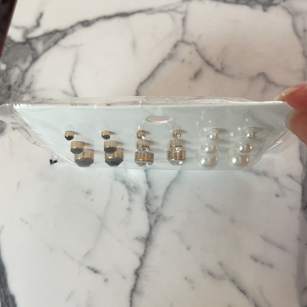 H&M- Earring Set - Picture 6 of 7